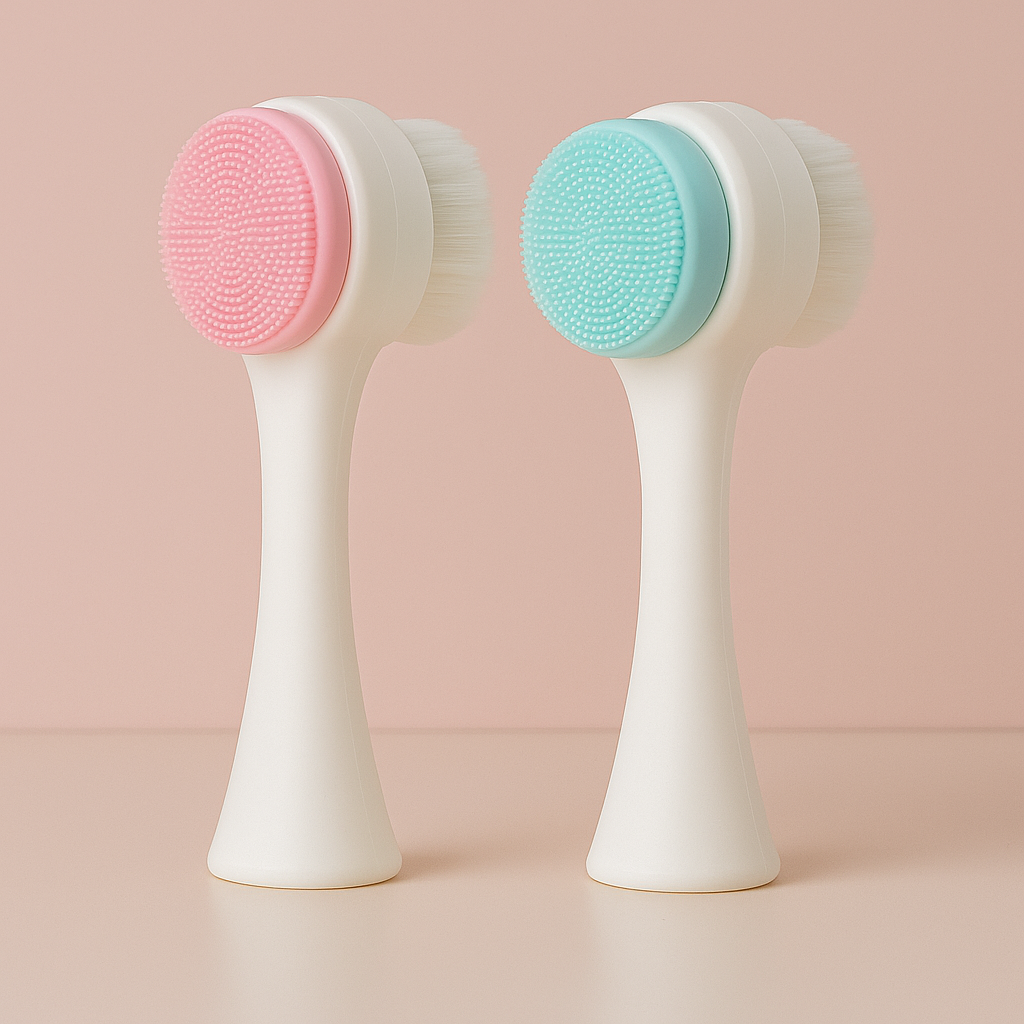 IceLora™ SoftGlow Cleansing Brush